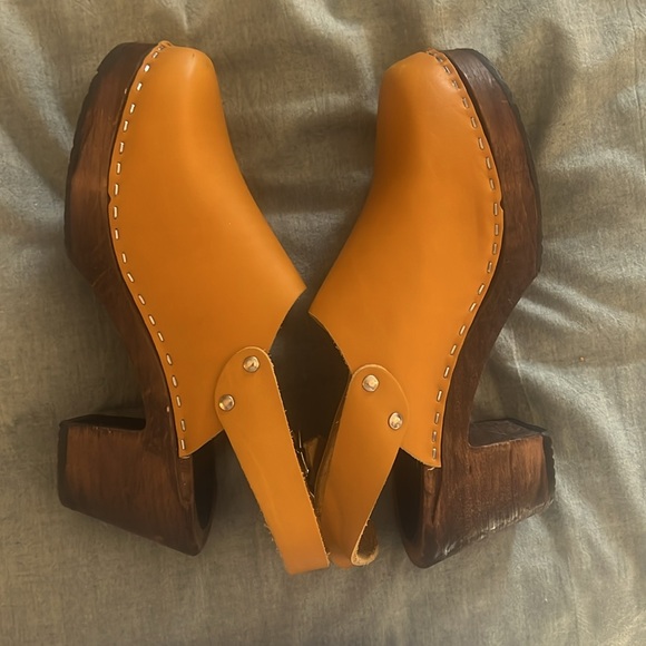 Lotta of Stockholm Yelloe Clogs - EUC!!! Size 39 - Picture 4 of 8